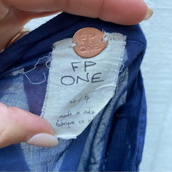 Free People One XS Navy Blue Button Front Sheer Long Sleeve Top - Picture 2 of 9